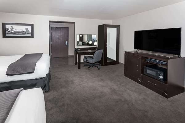 Suite - Baymont Inn & Suites Glenview