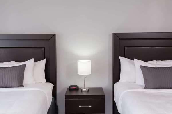 Suite - Baymont Inn & Suites Glenview
