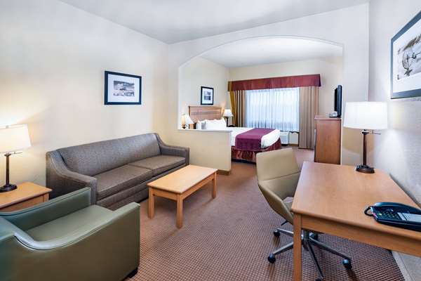 Suite - Baymont Inn & Suites Cuero