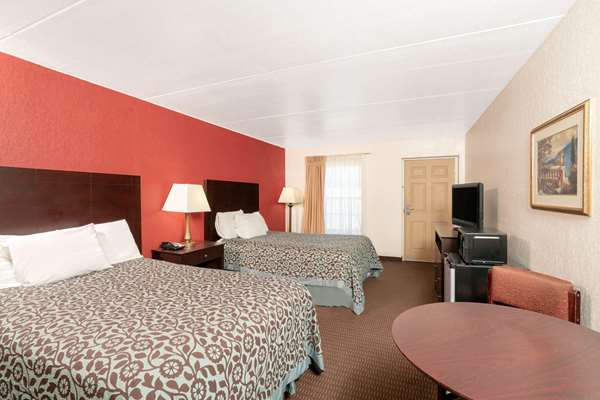  - Days Inn Cave City - I-65, Exit 53
