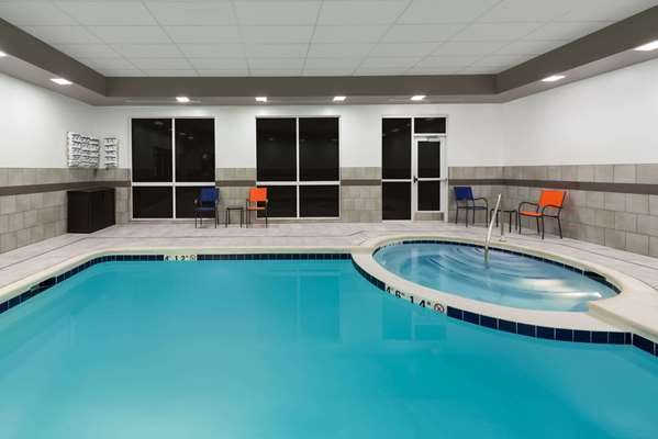 Pool - Wingate by Wyndham Johnstown - I-25, Exit 257