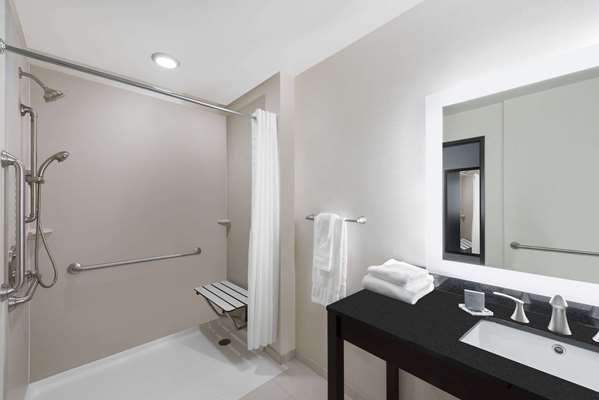  - Wingate by Wyndham Johnstown - I-25, Exit 257