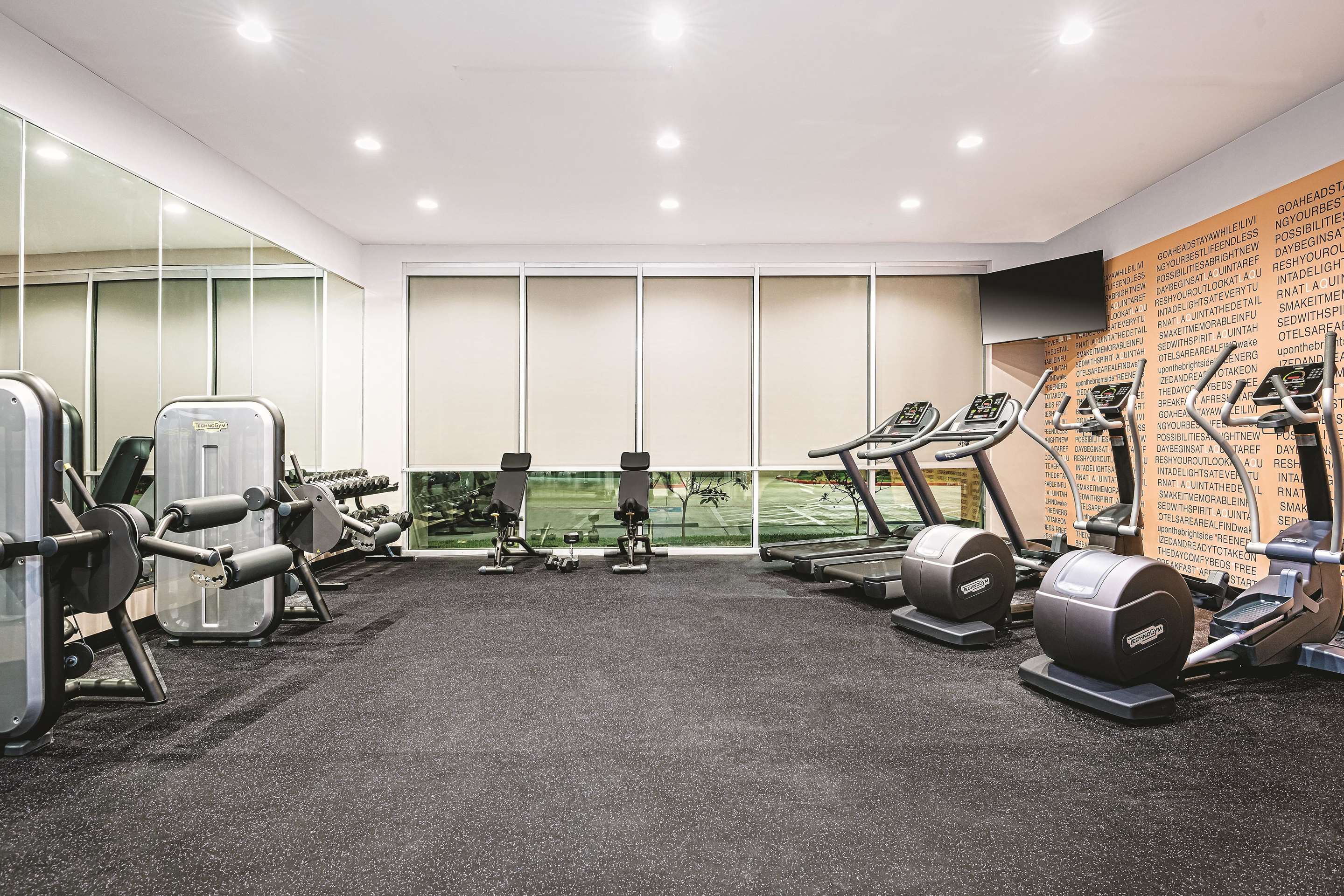 Health club | La Quinta Inn & Suites by Wyndham McAllen Convention Center