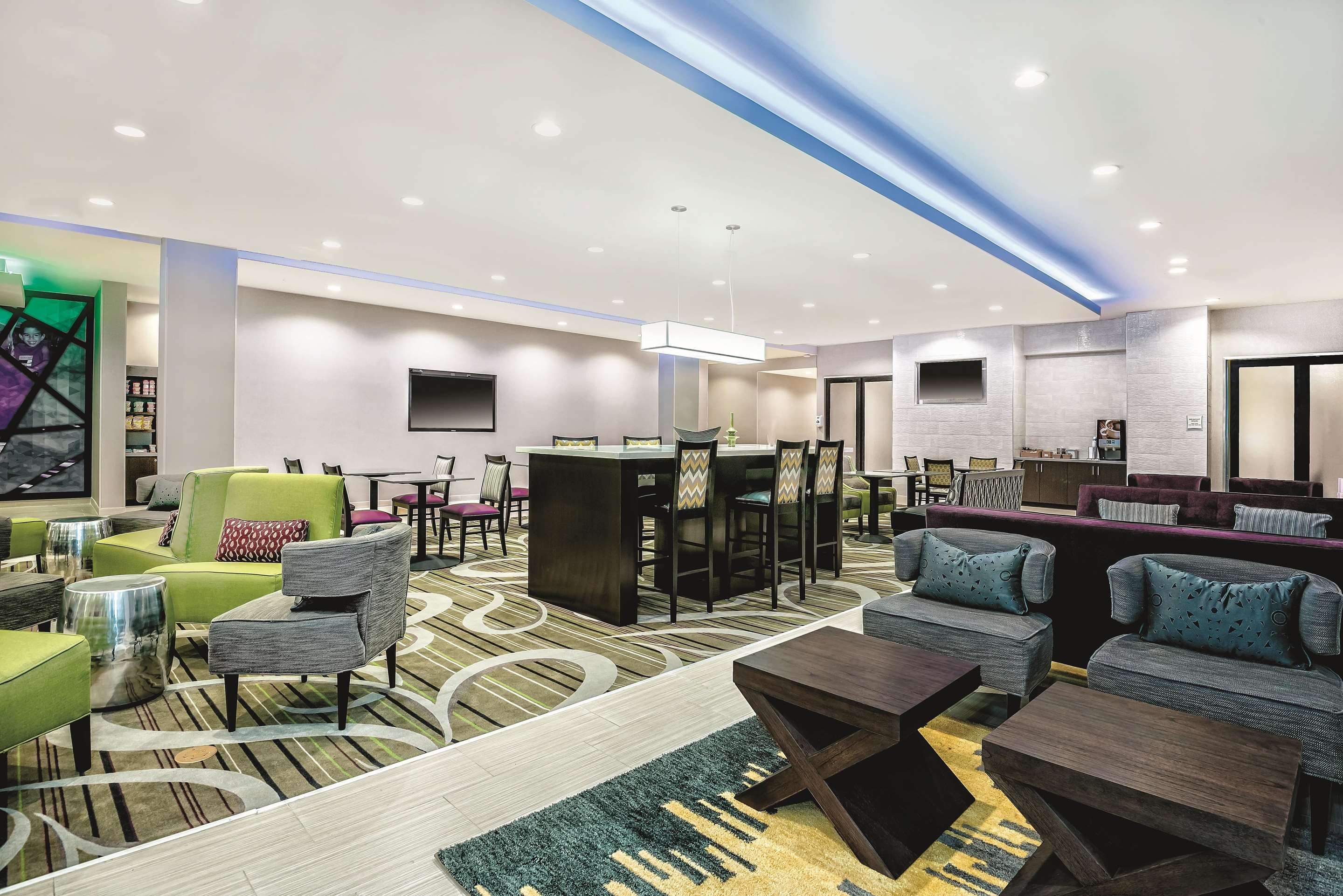 Property amenity | La Quinta Inn & Suites by Wyndham McAllen Convention Center