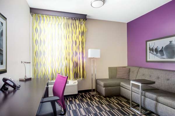 Suite - La Quinta Inn & Suites Convention Center McAllen