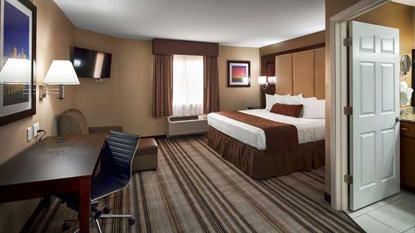  - Best Western Plus Crawfordville Hotel - I-74, Exit 34