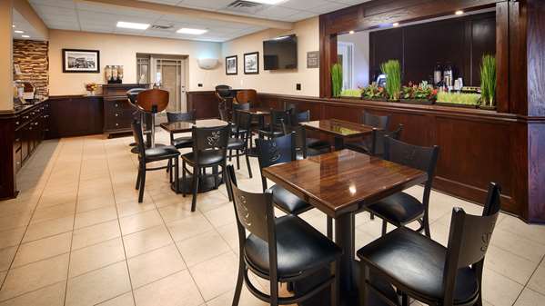 Amenities - Best Western Plus Crawfordville Hotel - I-74, Exit 34