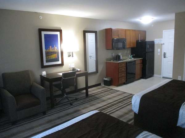  - Best Western Plus Crawfordville Hotel - I-74, Exit 34