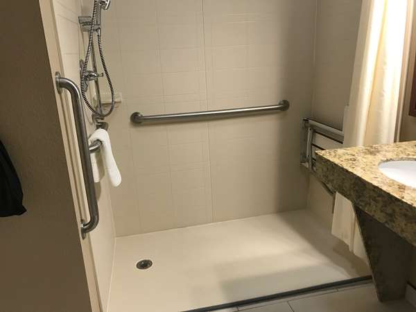  - Best Western Plus Crawfordville Hotel - I-74, Exit 34