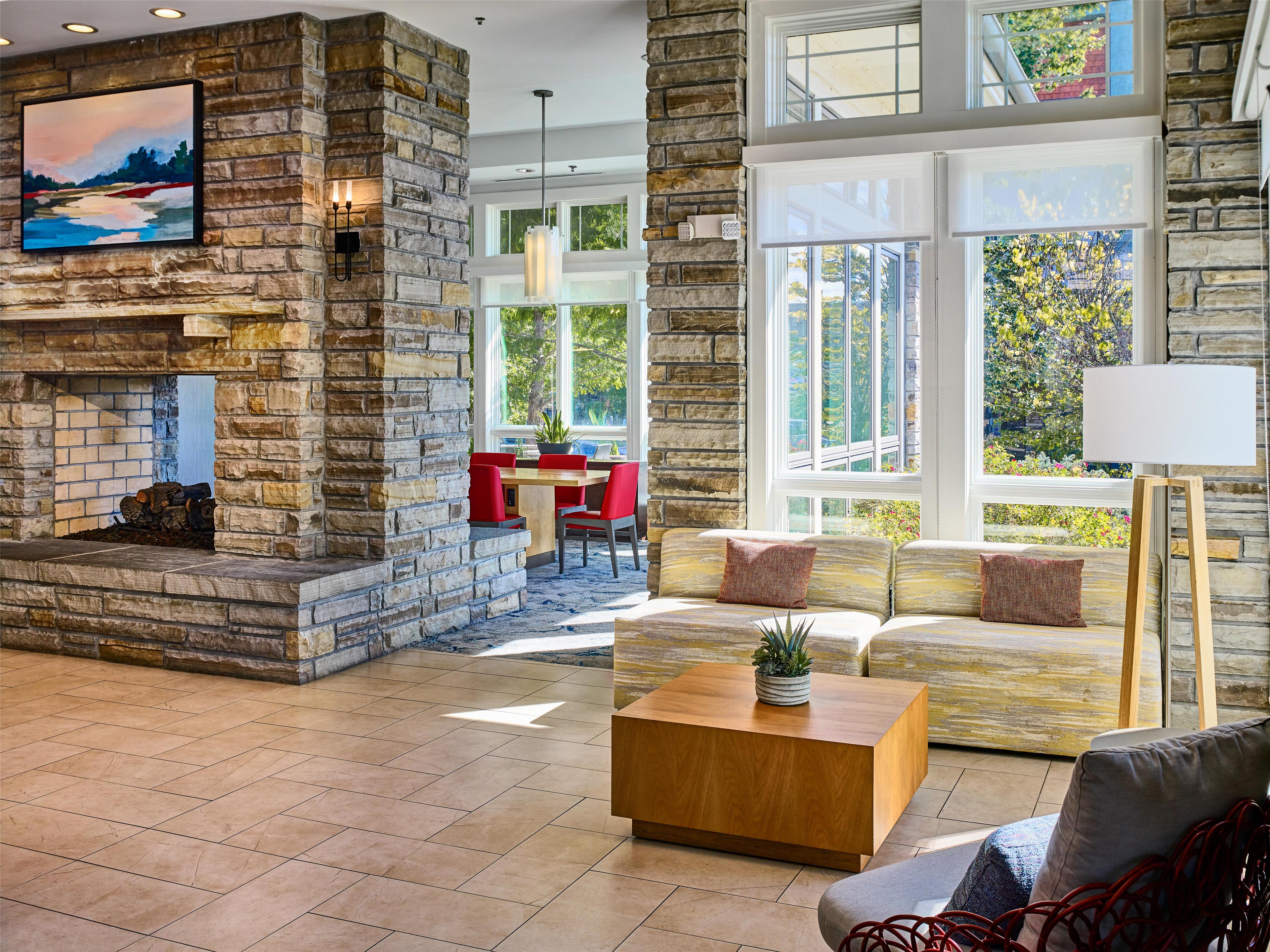 Lobby | Hilton Garden Inn Pigeon Forge