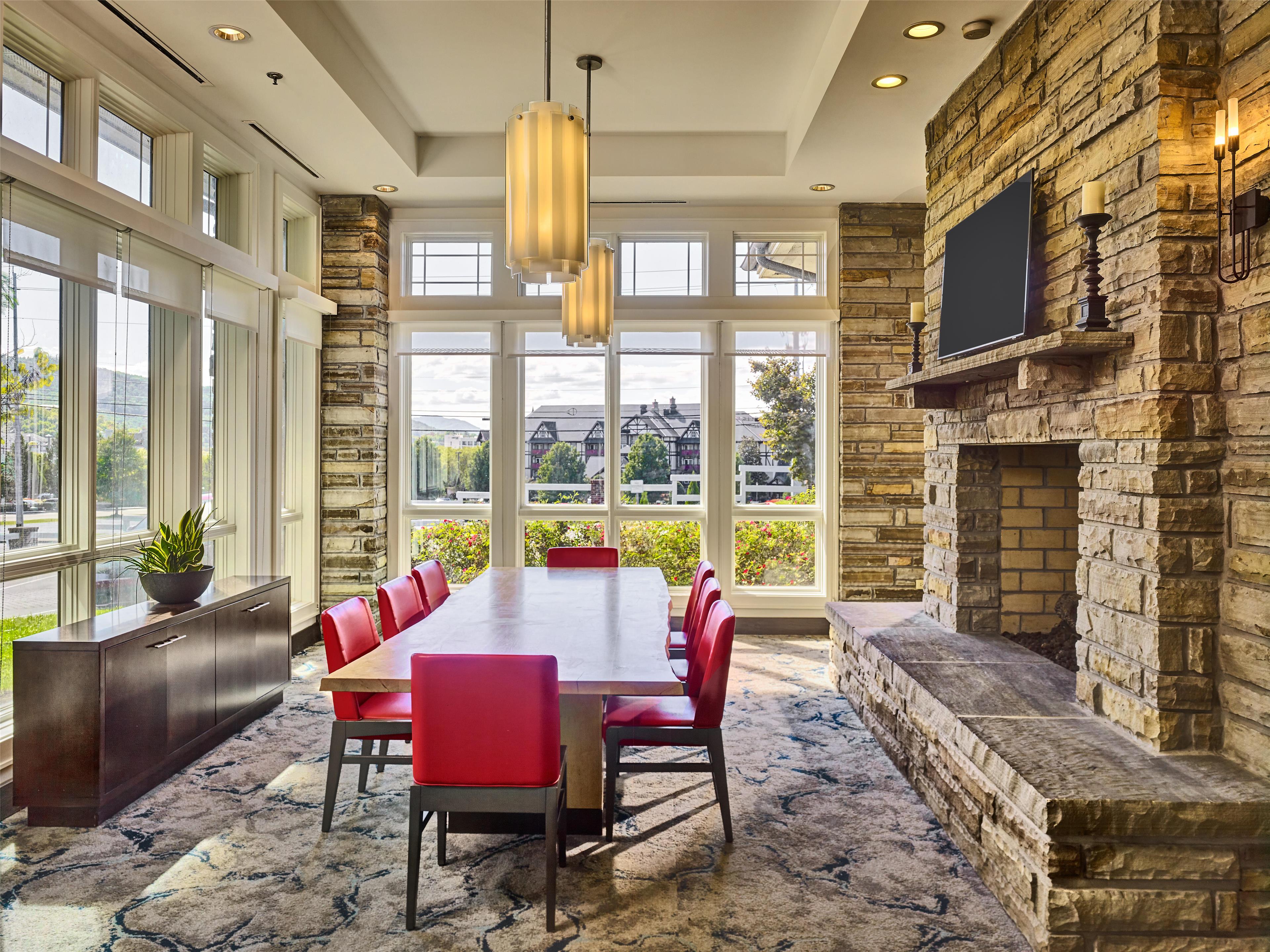 Lobby | Hilton Garden Inn Pigeon Forge