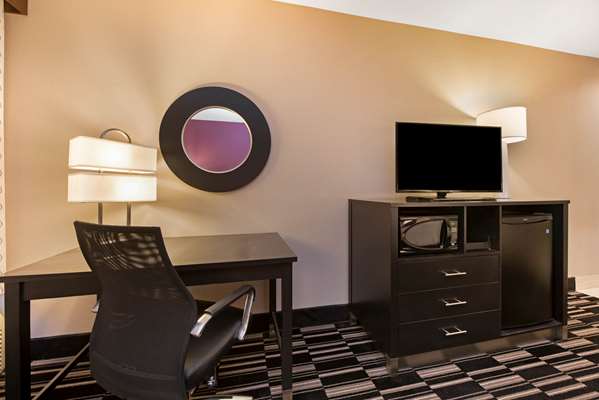  - La Quinta Inn & Suites West Monroe - I-20, Exit 114