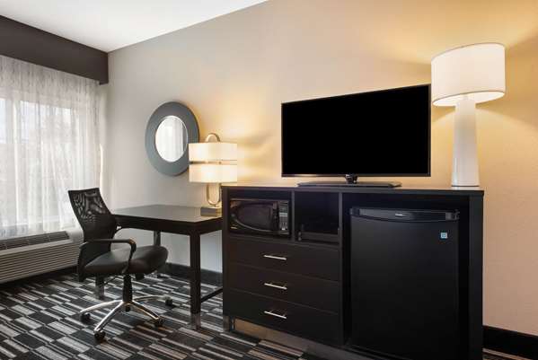  - La Quinta Inn & Suites West Monroe - I-20, Exit 114