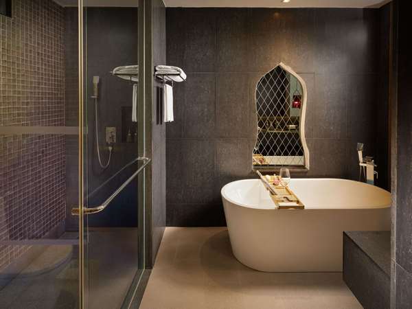 Premier Room, Whirlpool Bath, 1 King Bed