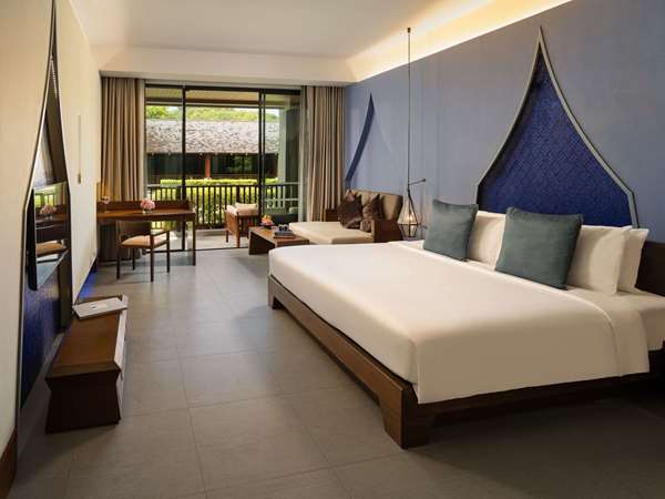 Deluxe Room, Garden View, 1 King Bed & 1 Sofa Bed