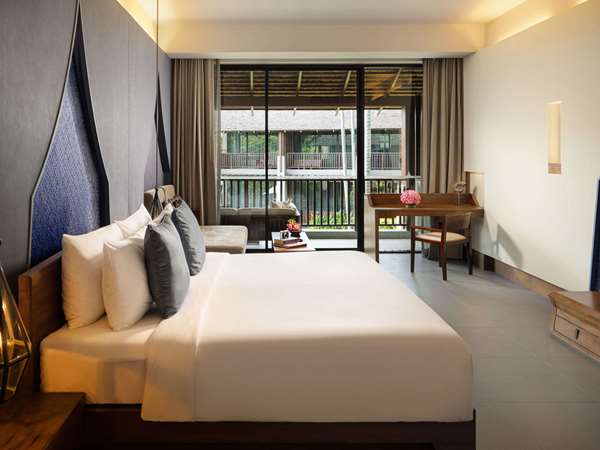 Deluxe Room, Garden View, 1 King Bed & 1 Sofa Bed
