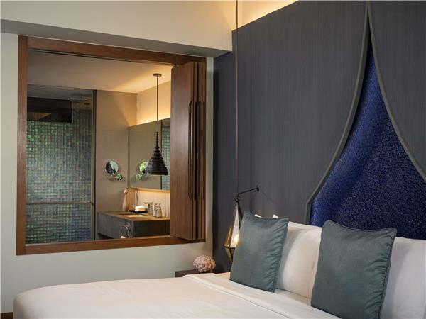 Deluxe Room, Pool View, 1 King Bed & 1 Sofa Bed