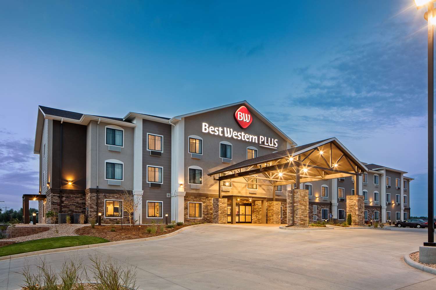 Best Western Plus Overland Inn Fort Morgan Co See S Photos Of Best Western Plus Overland Inn Fort Morgan