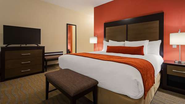  - Best Western Plus Merritt Hotel