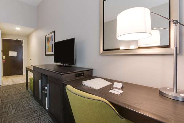  - Hampton Inn White House