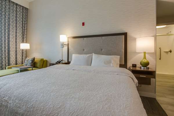  - Hampton Inn White House