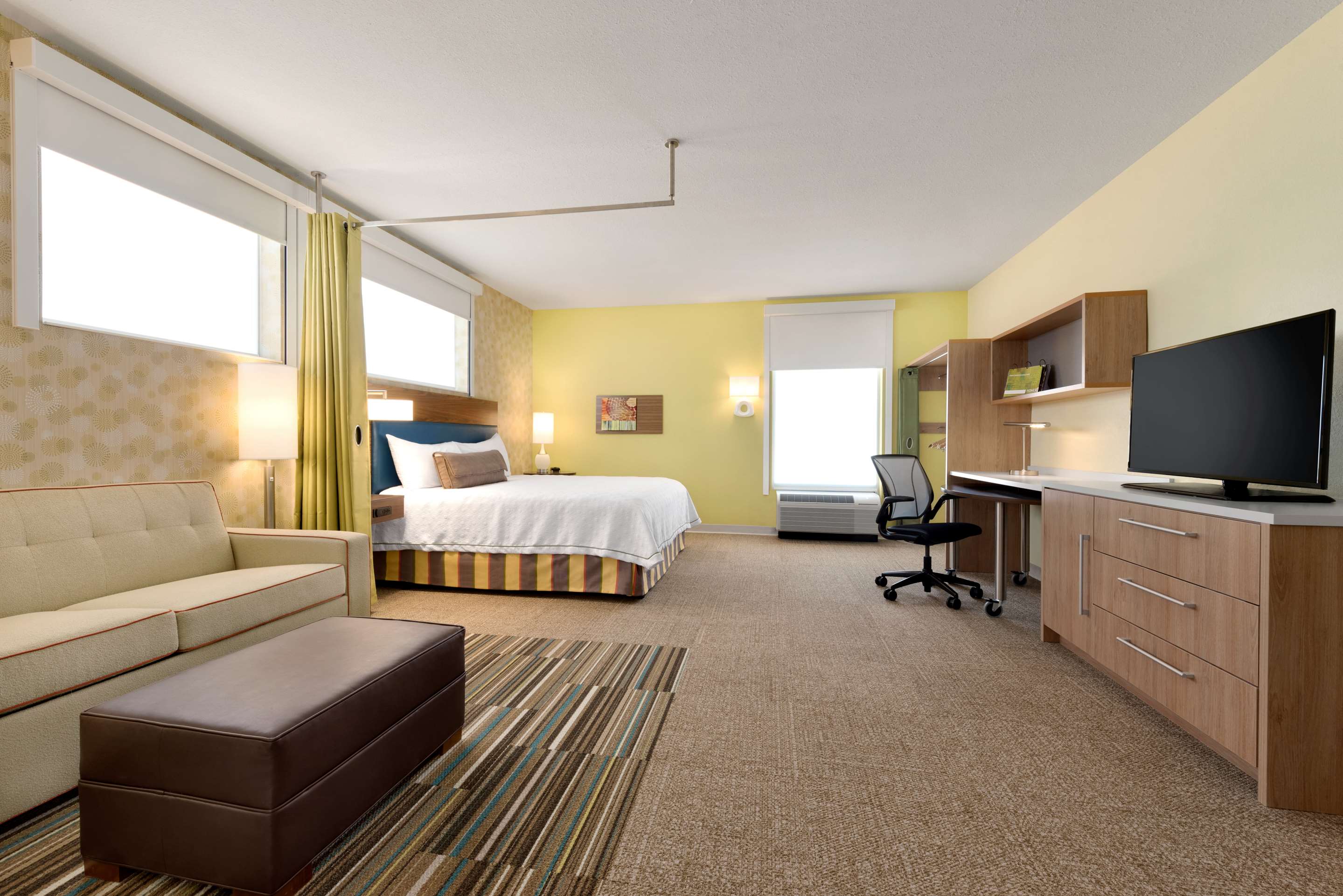 Guest room