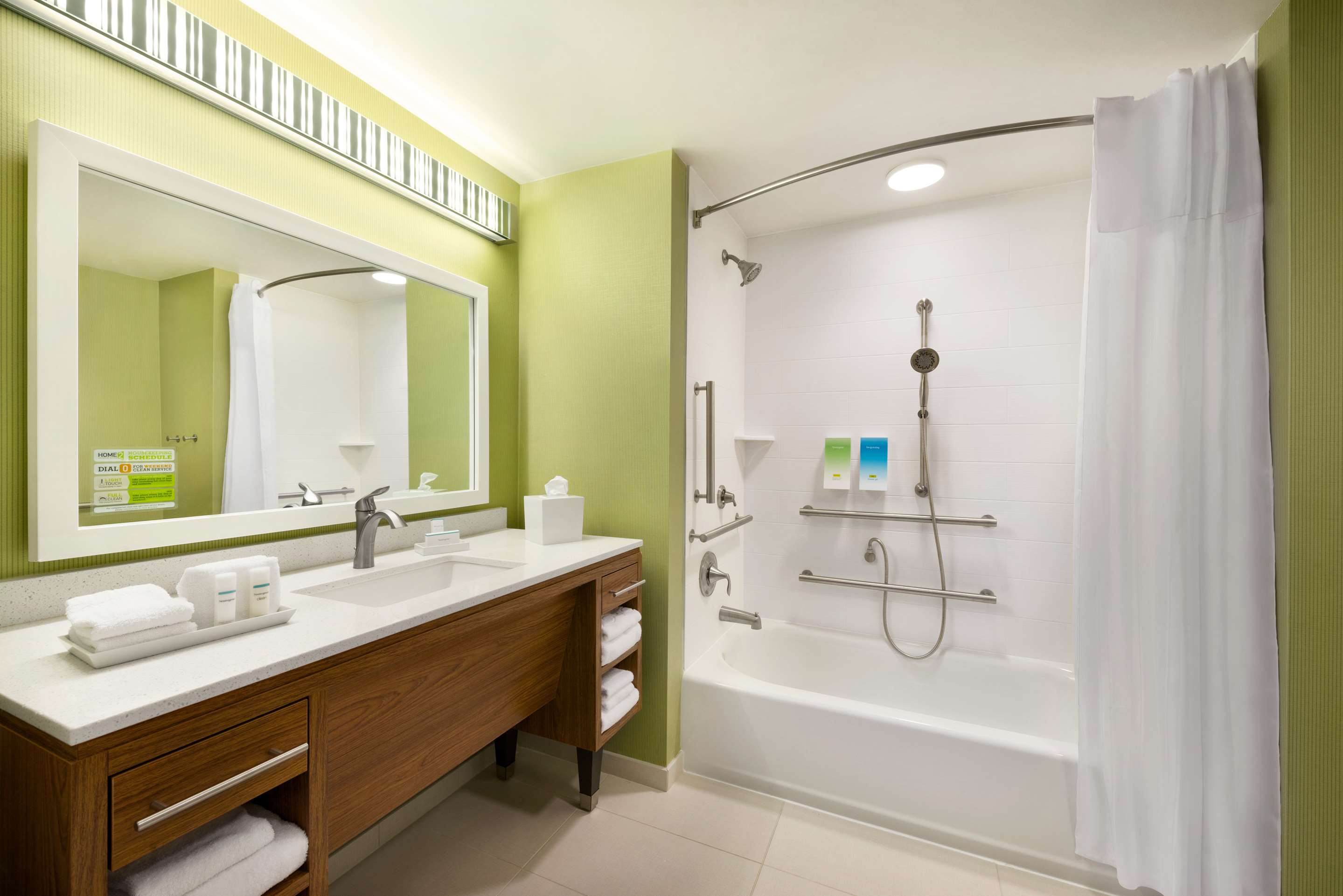 Guest room bath