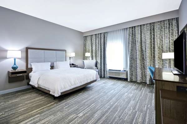  - Hampton Inn Blue Ash - I-71, Exit 15