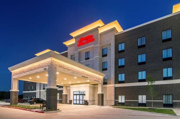 Exterior view - Hampton Inn & Suites Richardson