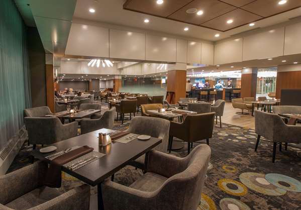 Restaurant - DoubleTree by Hilton Hotel Niagara Falls