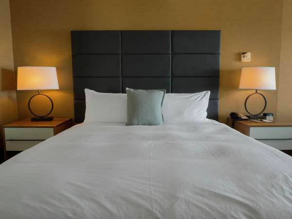 - DoubleTree by Hilton Hotel Niagara Falls