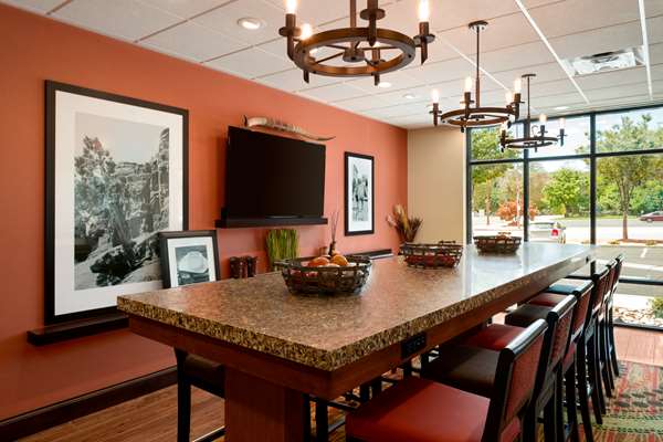 Restaurant - Hampton Inn Kanab