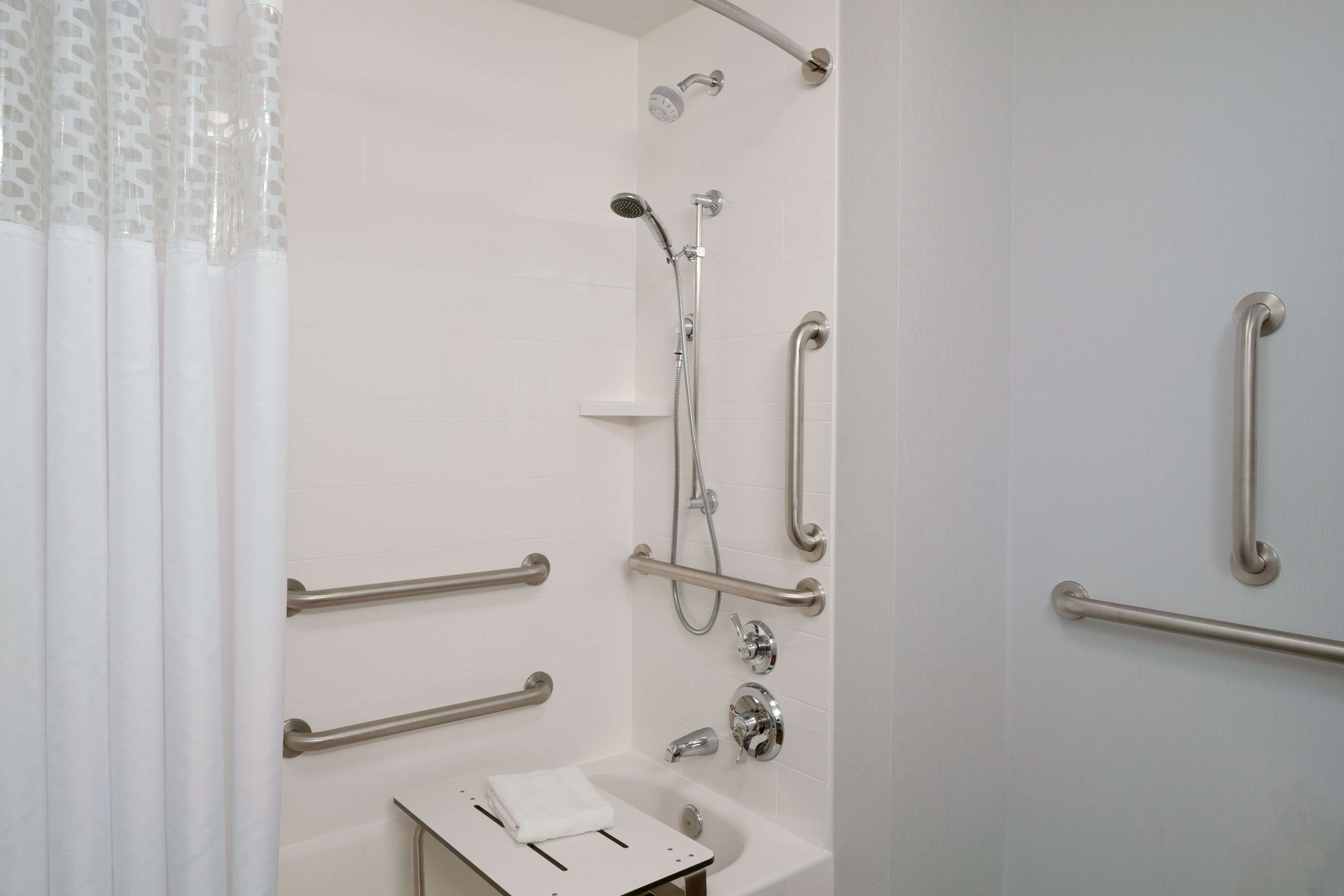 Hampton Inn by Hilton Kanab Room Type - 2QN MOB HEARING ACC TUB NS