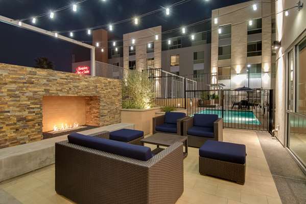 Pool - Hampton Inn & Suites Glendale