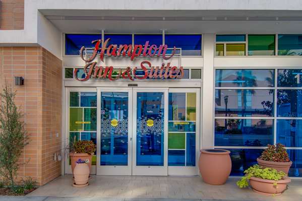 Exterior view - Hampton Inn & Suites Glendale