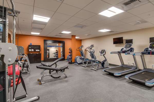 Fitness/ Exercise Room - Hampton Inn & Suites Glendale