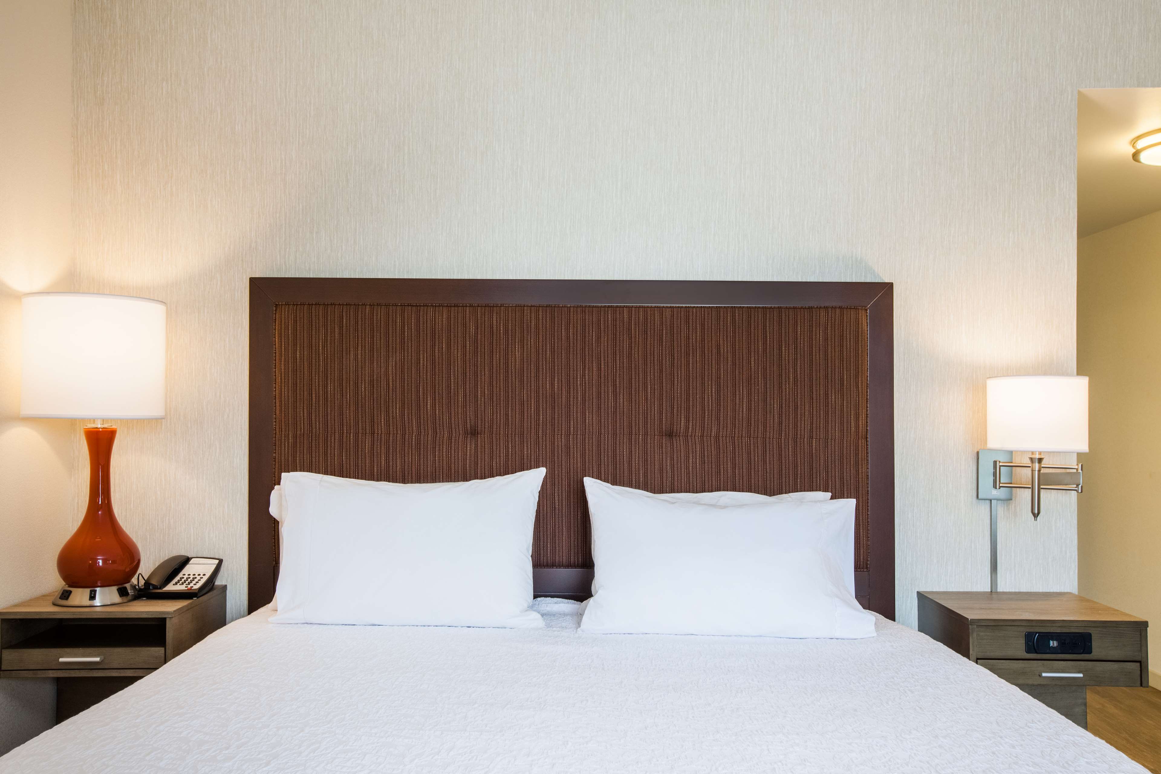 Hampton Inn & Suites by Hilton Pasco/Tri-Cities Room Type - 1KG MOB HEAR ACC RI-SHW NS