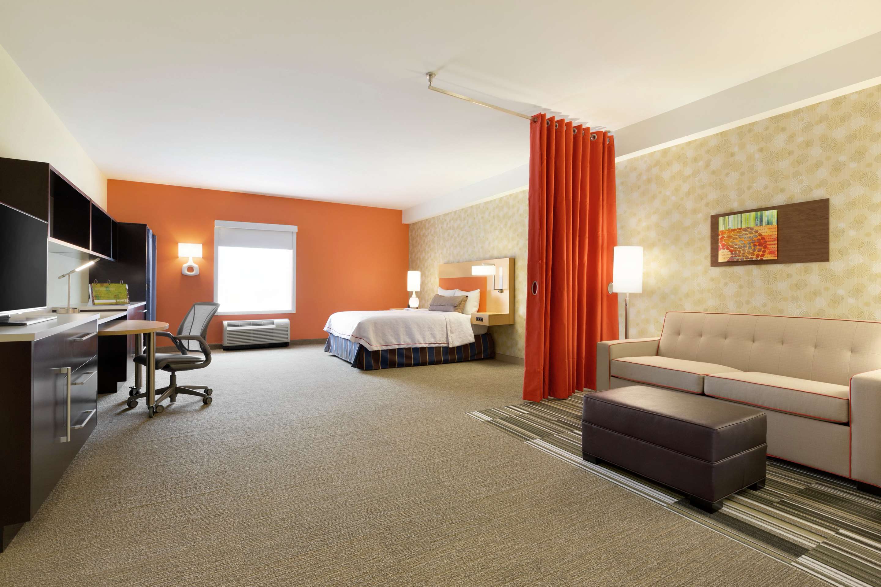 Guest room