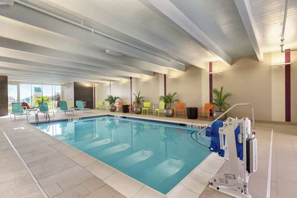 Pool - Home2 Suites by Hilton York