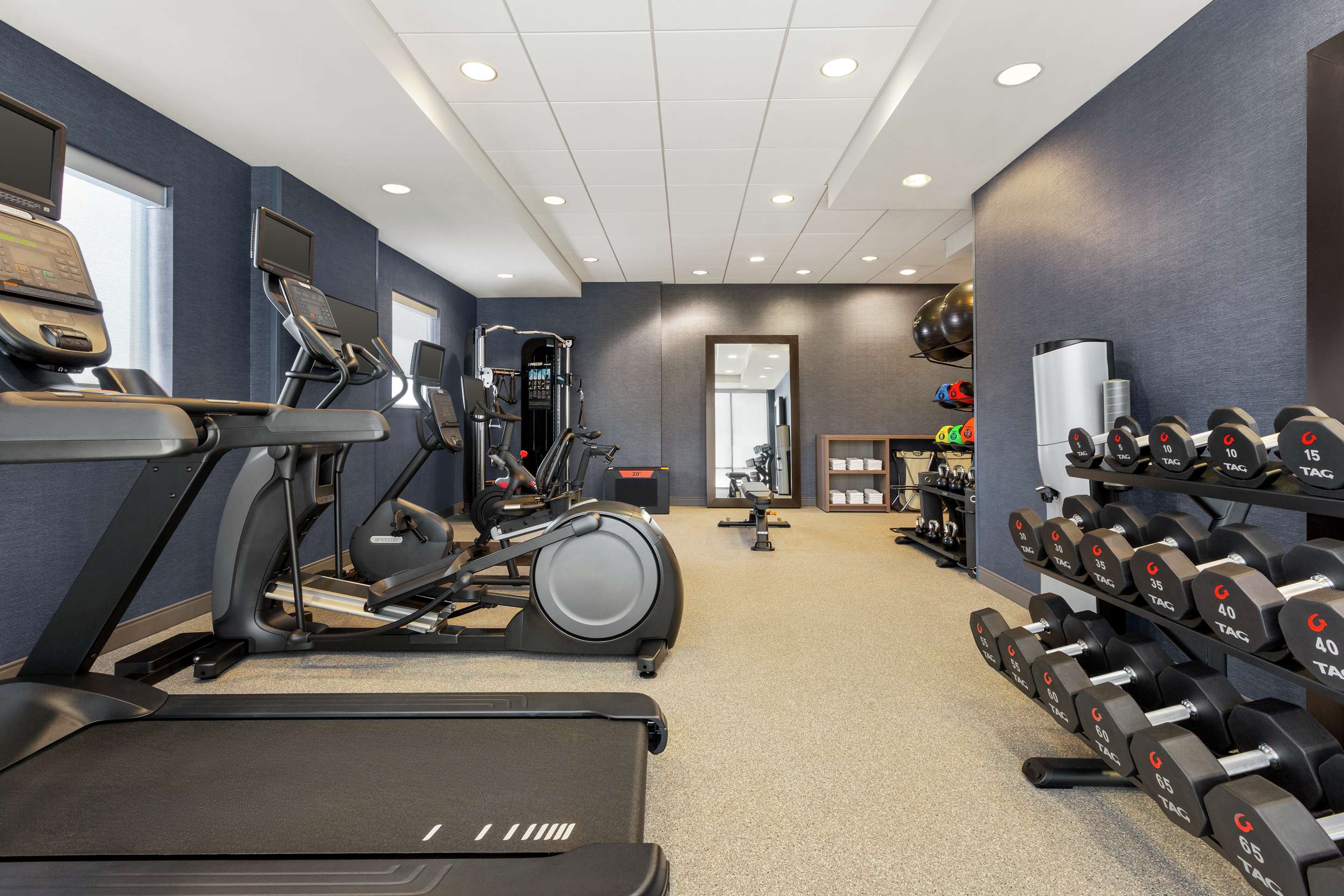 Health club fitness center gym | Home2 Suites by Hilton York