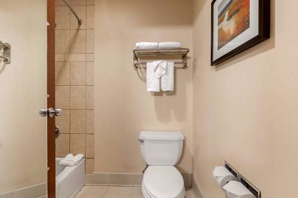  - Best Western Plus Olympic Inn Klamath Falls