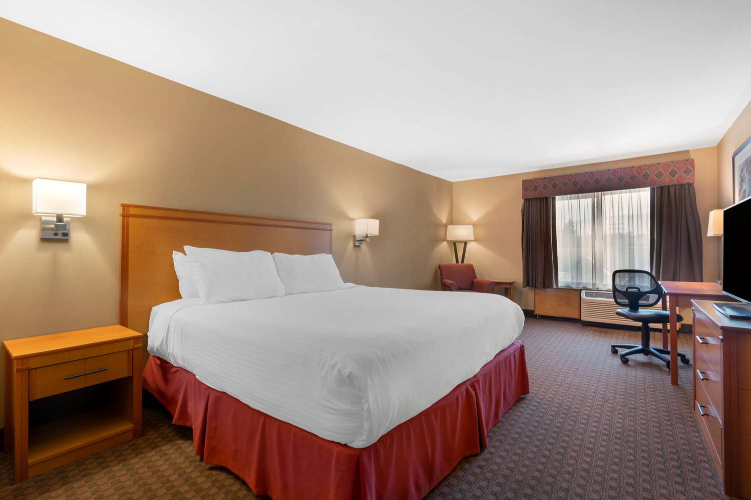 Best Western Plus Olympic Inn Klamath Falls, OR - See Discounts
