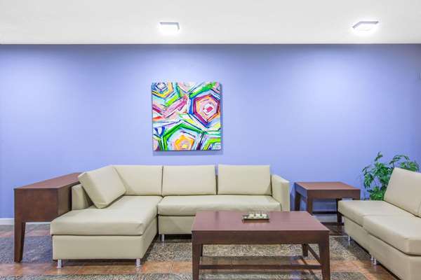  - Super 8 Motel Brinkley - I-40, Exit 216