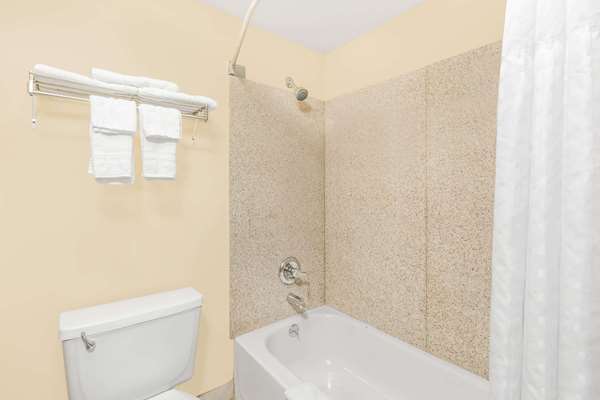  - Super 8 Hotel Airport Wichita