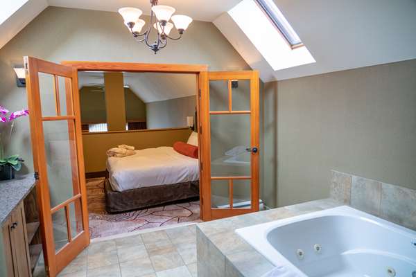 Suite - Banff Caribou Lodge & Spa