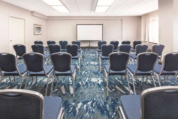  - La Quinta Inn & Suites Essington - I-95, Exit 9