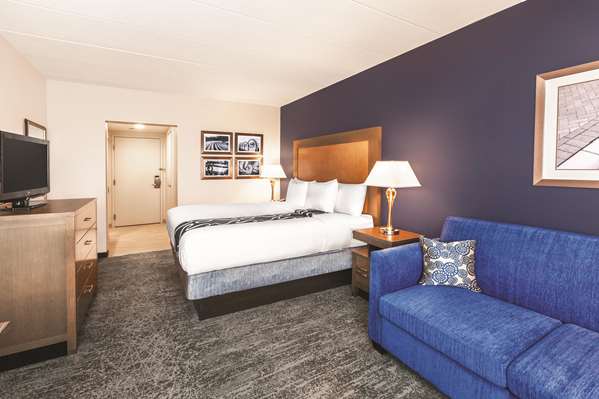  - La Quinta Inn & Suites Essington - I-95, Exit 9