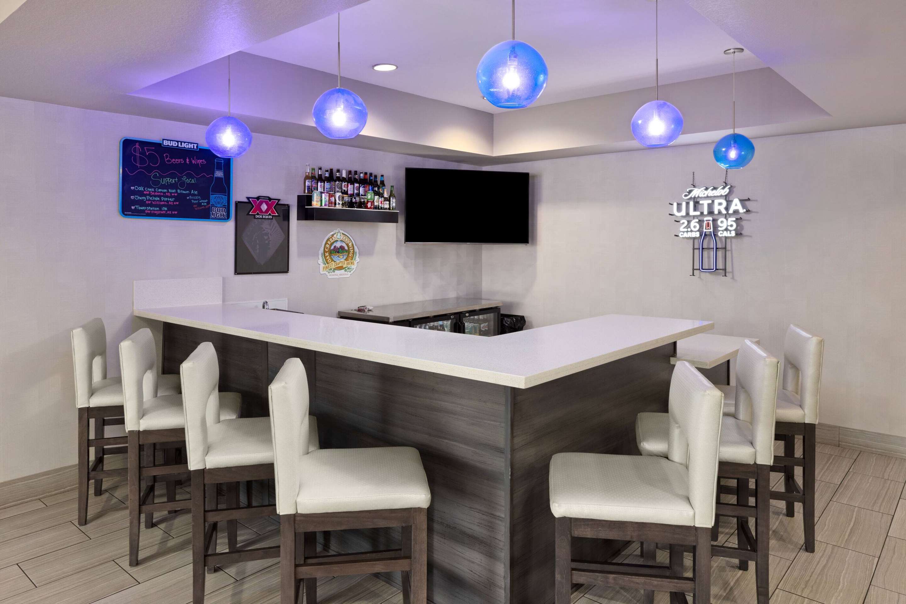 BarLounge | La Quinta Inn & Suites by Wyndham Williams-Grand Canyon Area