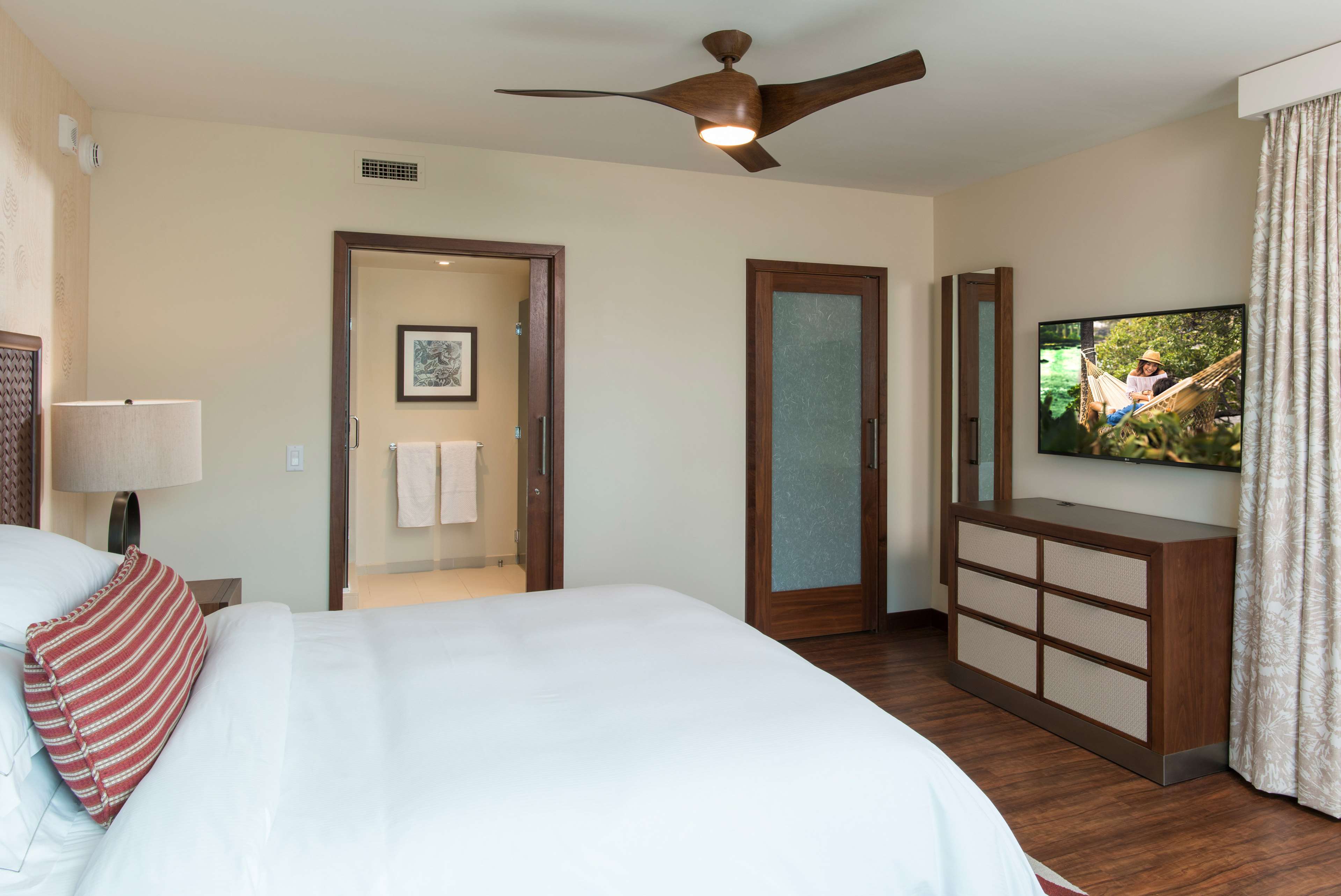 The Grand Islander by Hilton Grand Vacations Room Type - 2 BDRM PART OCEAN VIEW