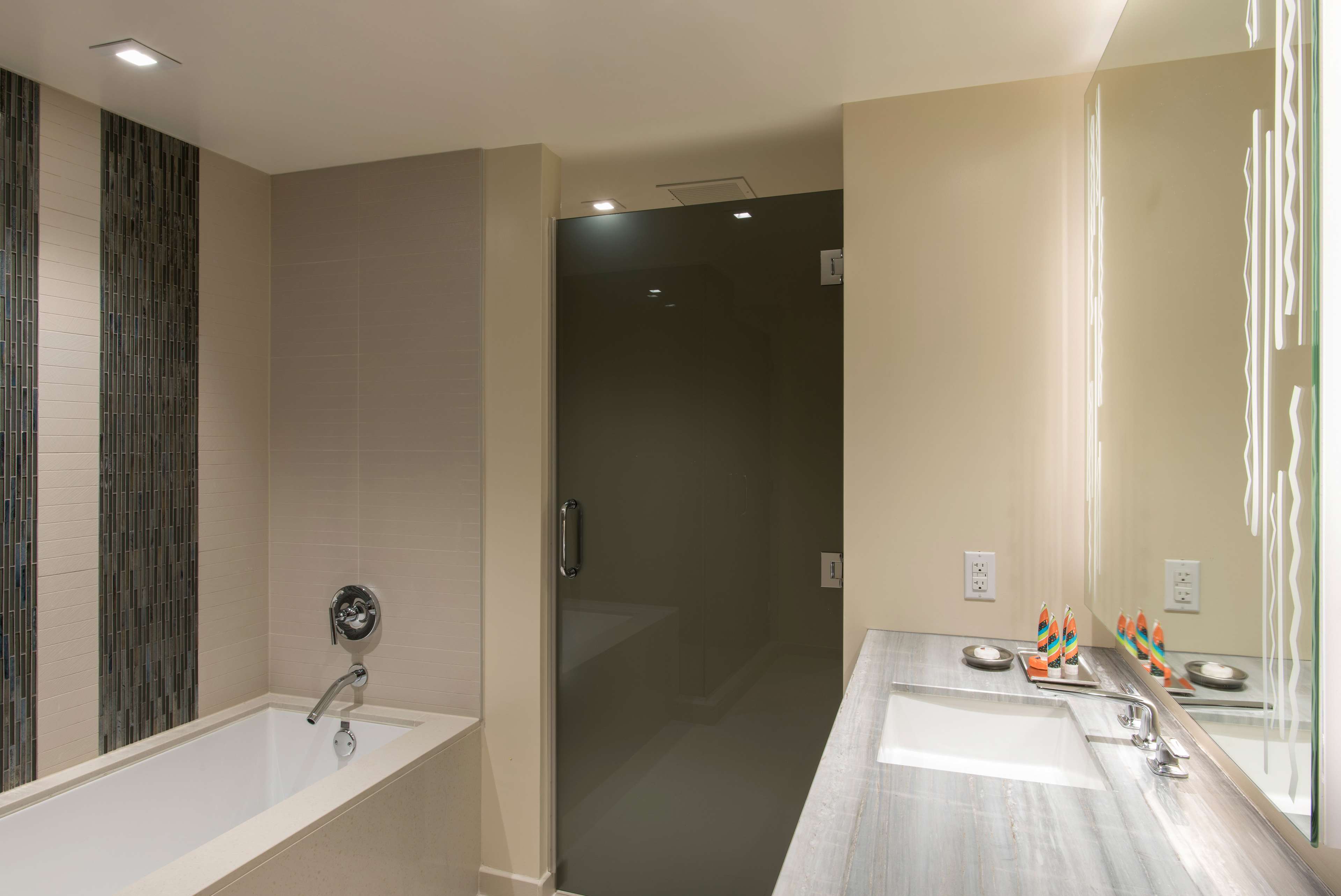 The Grand Islander by Hilton Grand Vacations Room Type - 1 BDRM RESORT VIEW KING